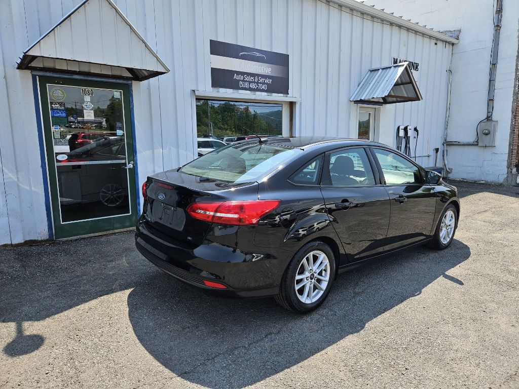 2016 Ford Focus Image 4