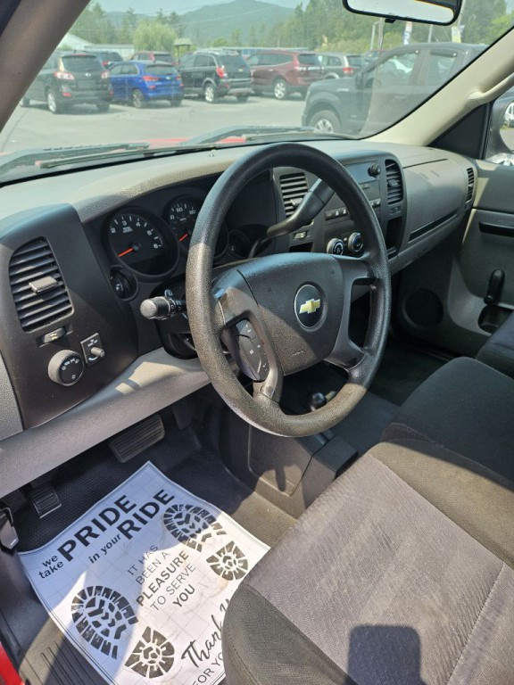 2013 Chevrolet Silverado 1500 Image 2
