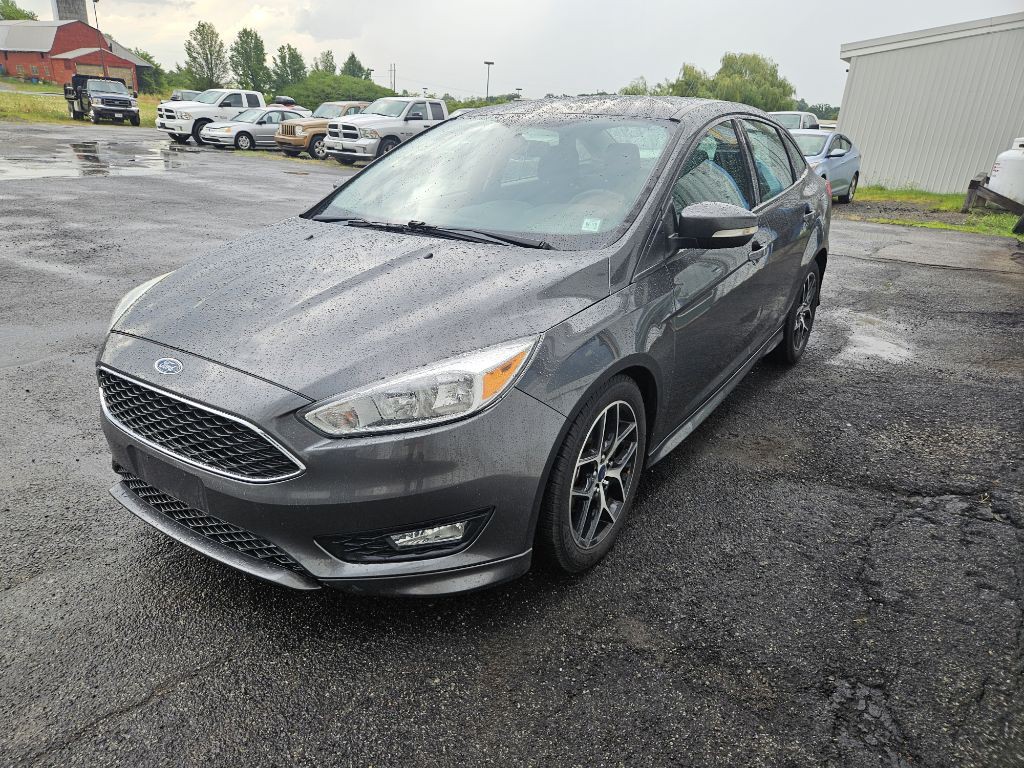 2016 Ford Focus Image 2