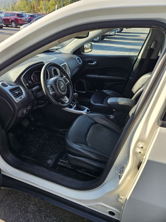 2018 Jeep Compass Image 5