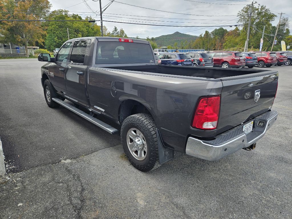 2018 RAM 3500 Image 4