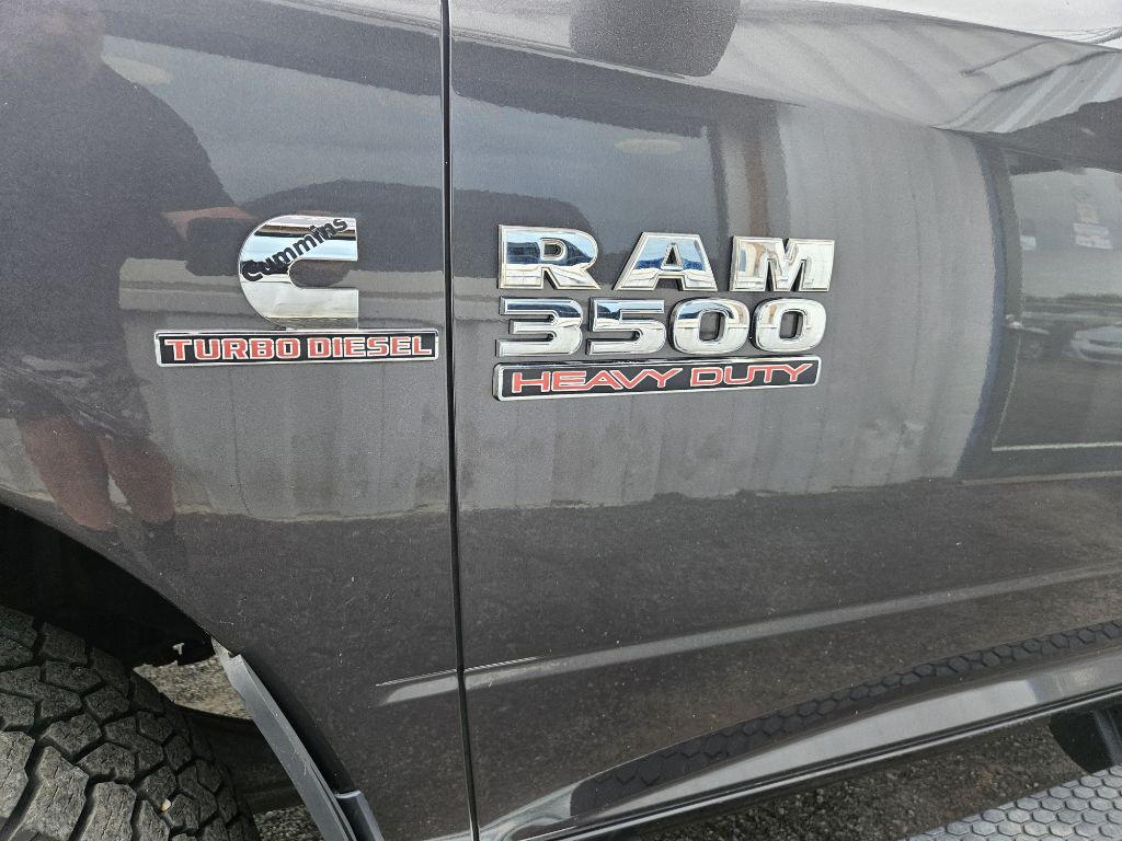 2018 RAM 3500 Image 10