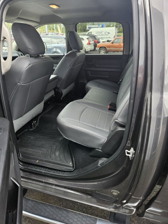 2018 RAM 3500 Image 6