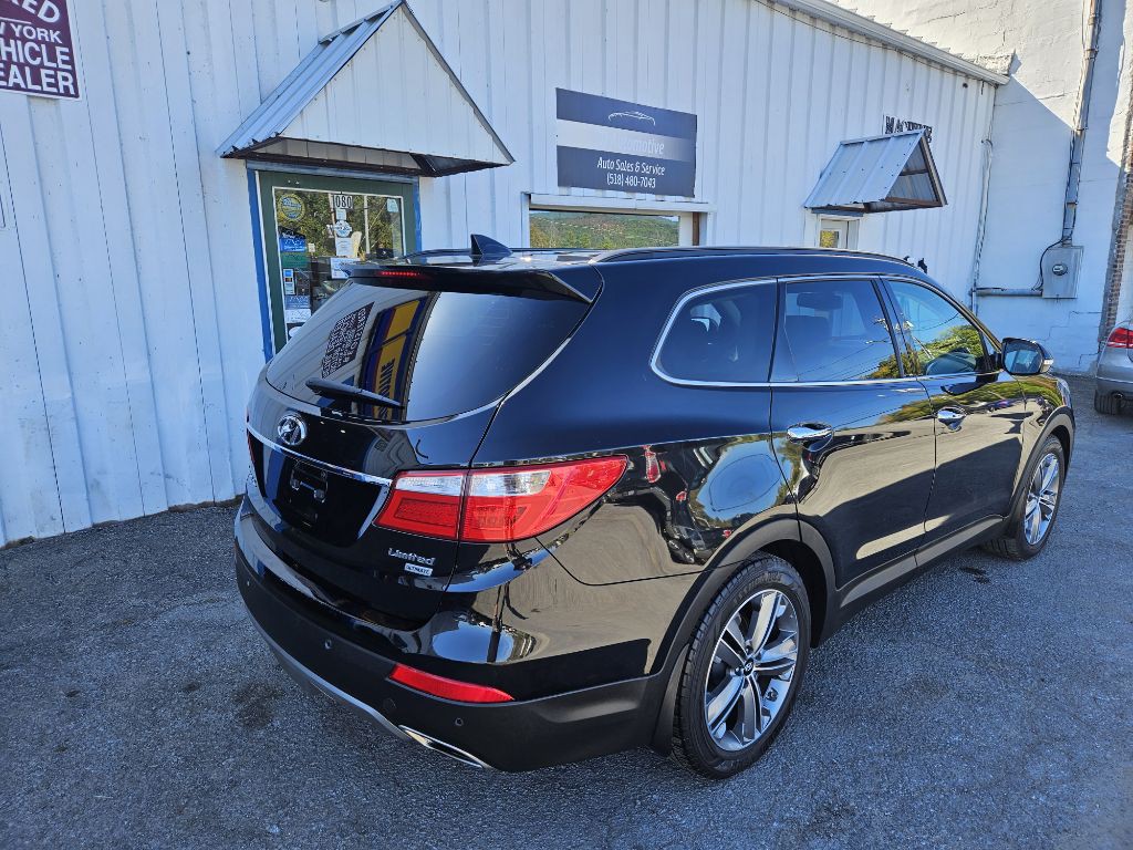 2015 Hyundai Santa Fe Image 3