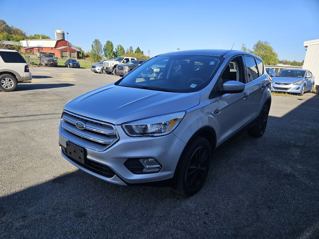 2019 Ford Escape Image 2