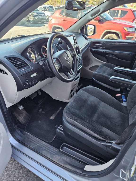 2018 Dodge Grand Caravan Image 5