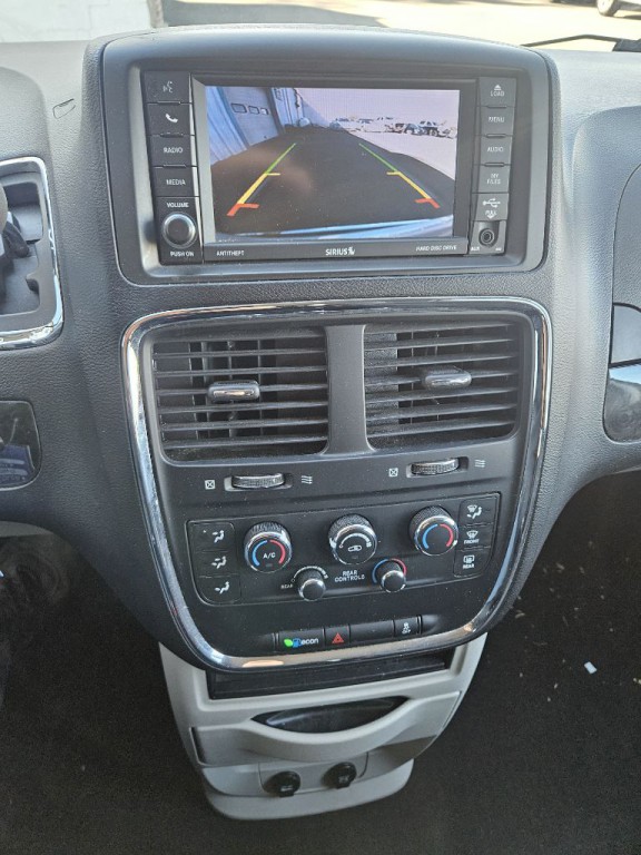 2018 Dodge Grand Caravan Image 9