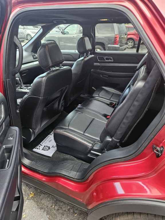 2017 Ford Explorer Image 6