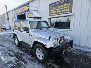 Image for 2012 Jeep Wrangler Sahara ID: 7044583