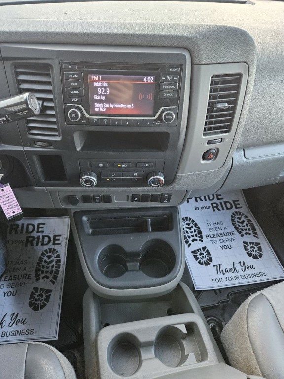 2018 Nissan NV Image 9