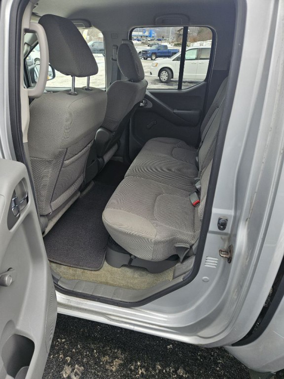 2014 Nissan Frontier Image 6