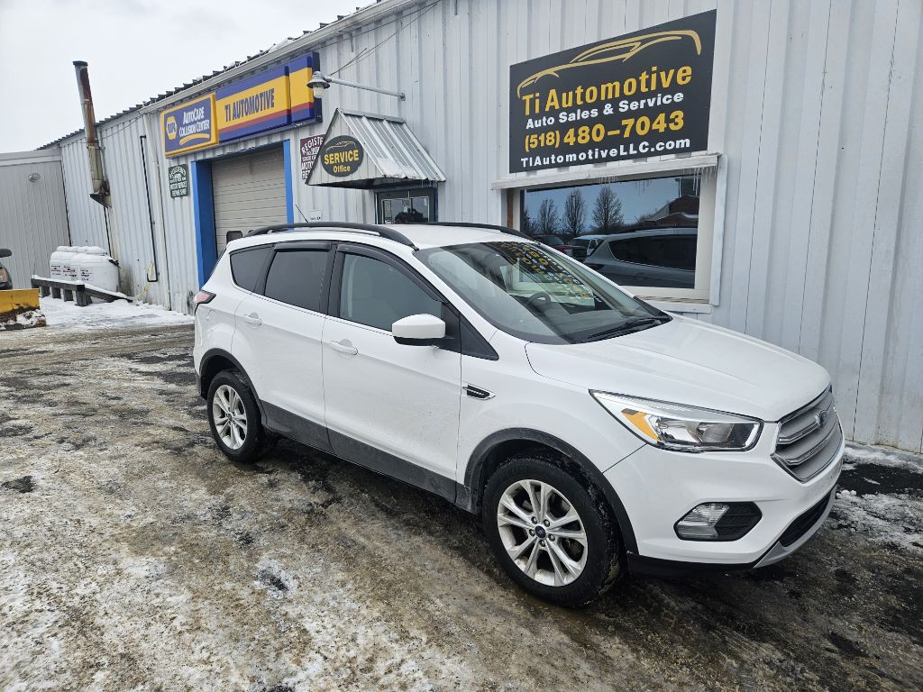 2018 Ford Escape Image 1