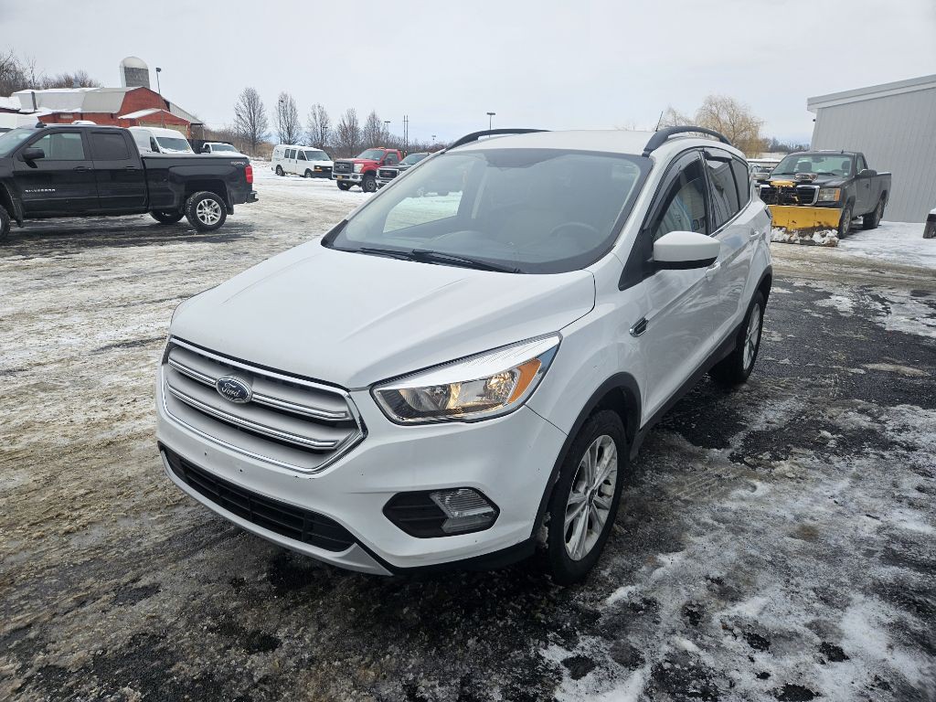 2018 Ford Escape Image 2