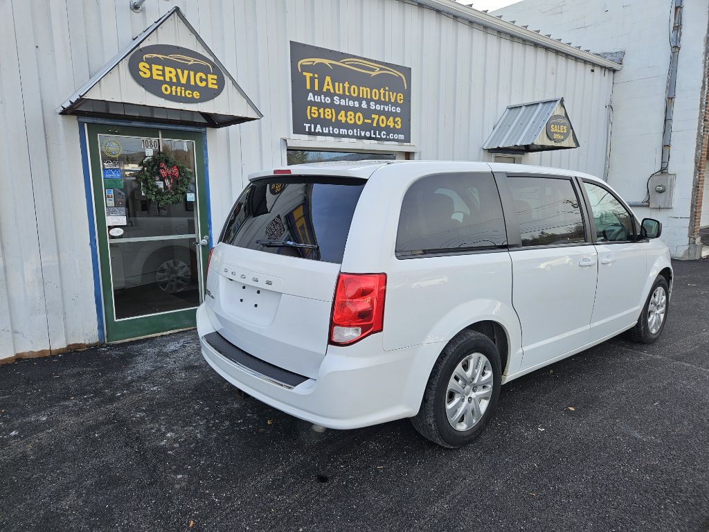 2018 Dodge Grand Caravan Image 3