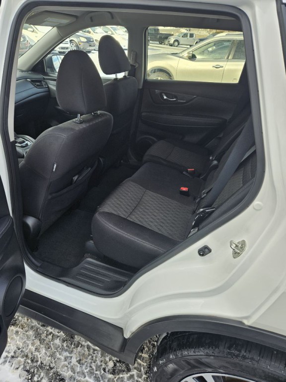 2019 Nissan Rogue Image 6