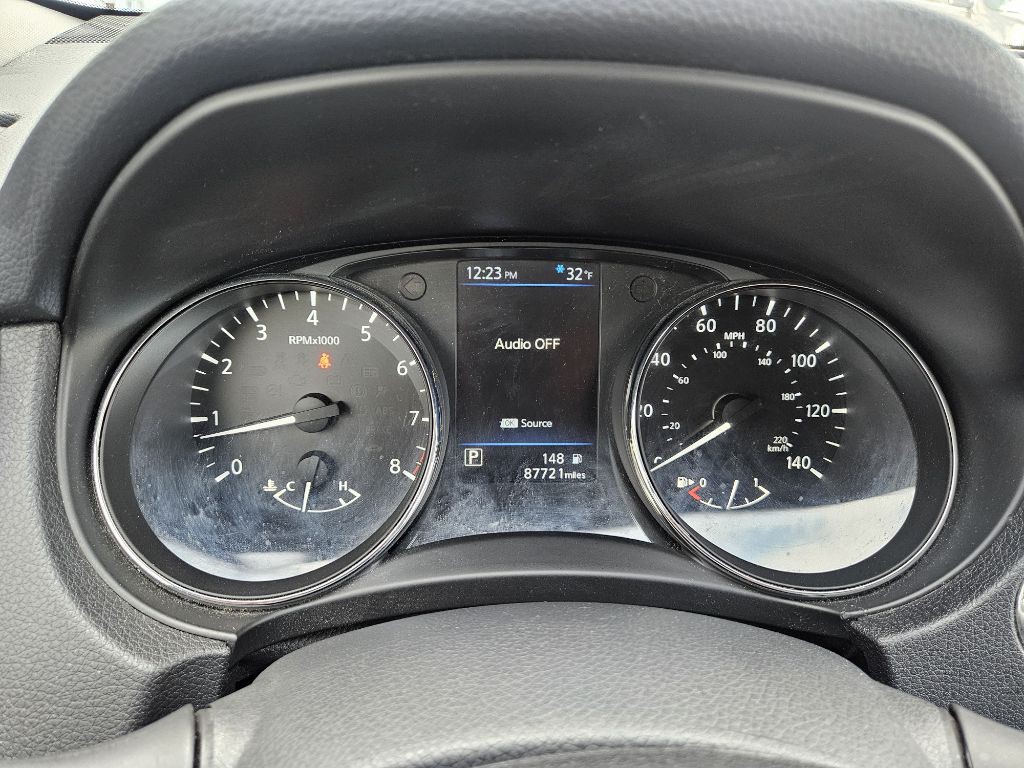 2019 Nissan Rogue Image 10