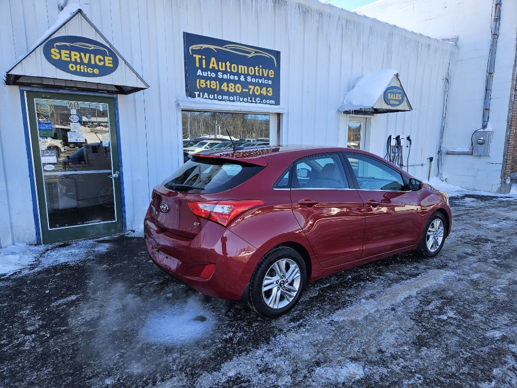 2016 Hyundai Elantra Image 3