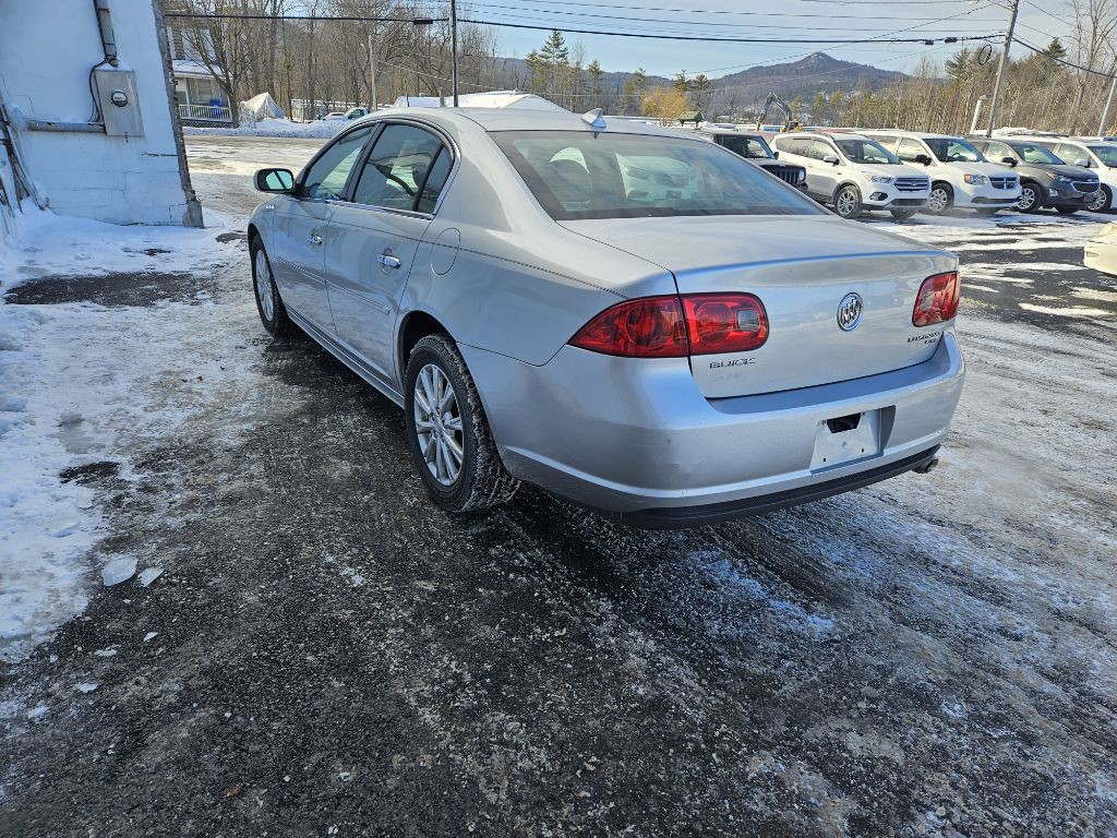 2010 Buick Lucerne Image 3