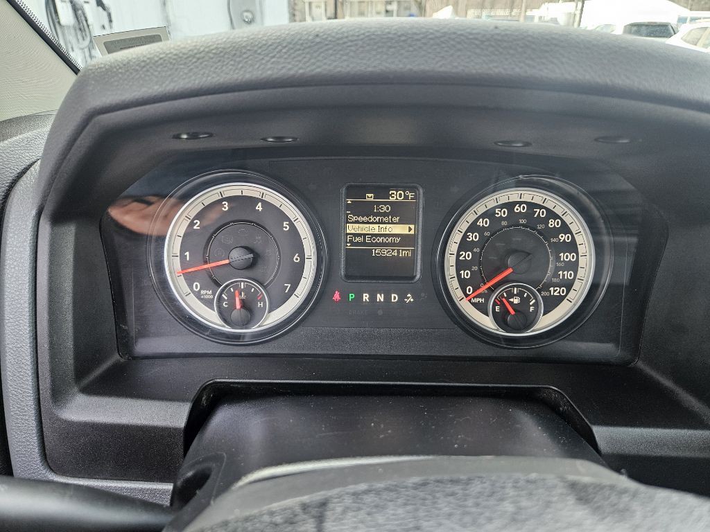 2014 RAM 1500 Image 8