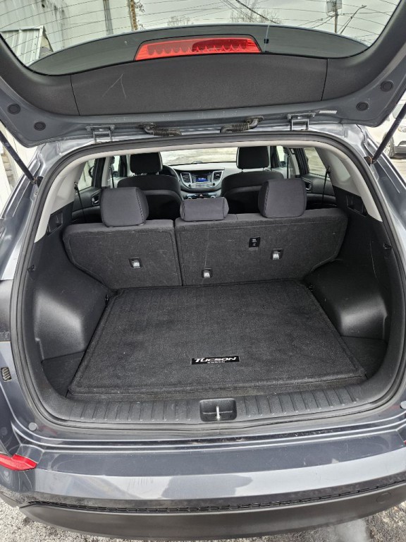 2017 Hyundai Tucson Image 8