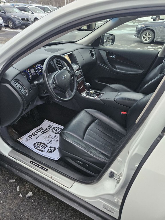 2017 INFINITI QX50 Image 4