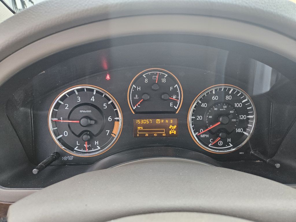 2015 Nissan Armada Image 10