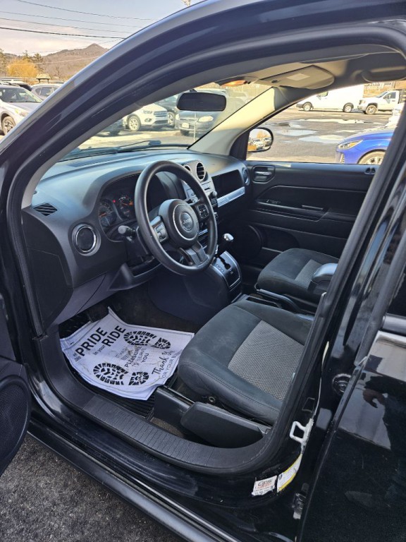 2014 Jeep Compass Image 5
