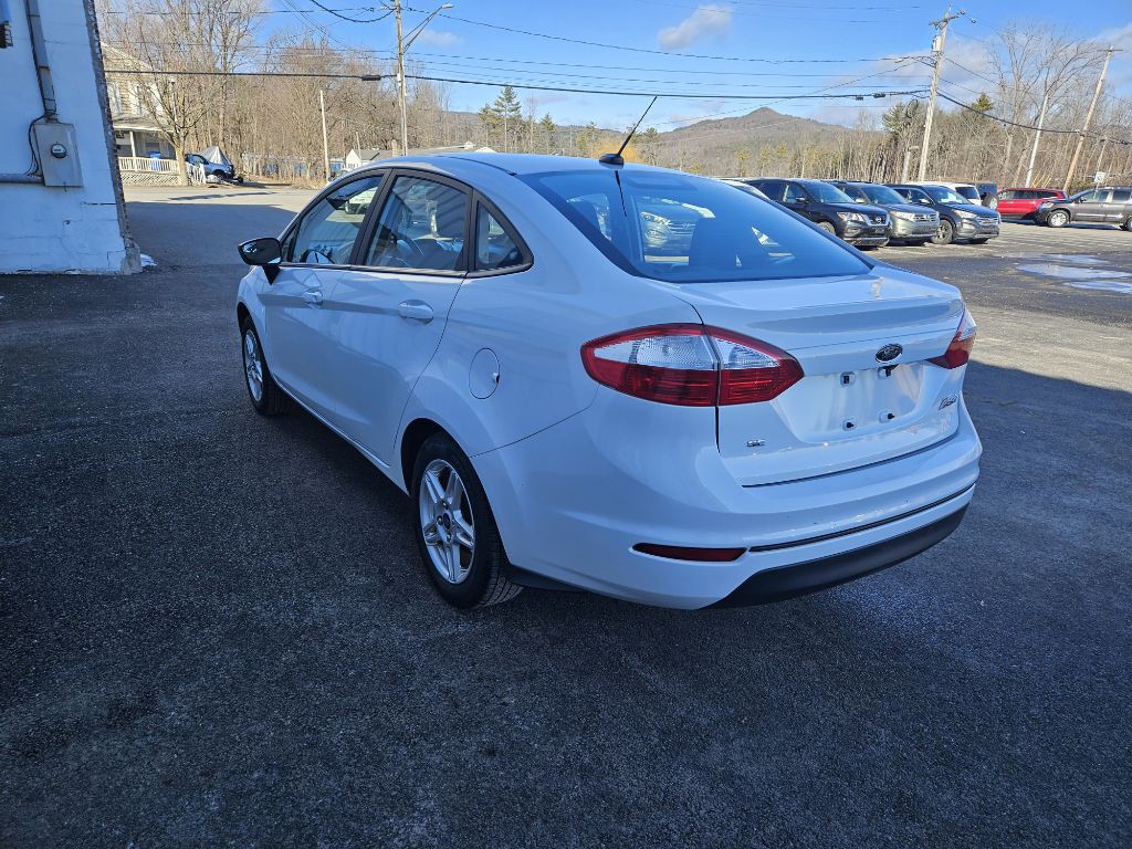 2018 Ford Fiesta Image 2