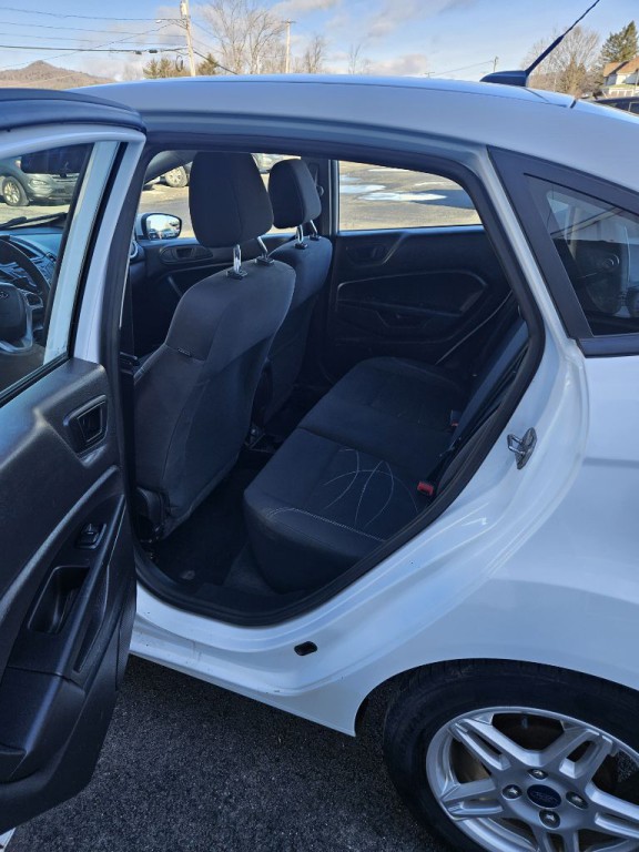 2018 Ford Fiesta Image 7