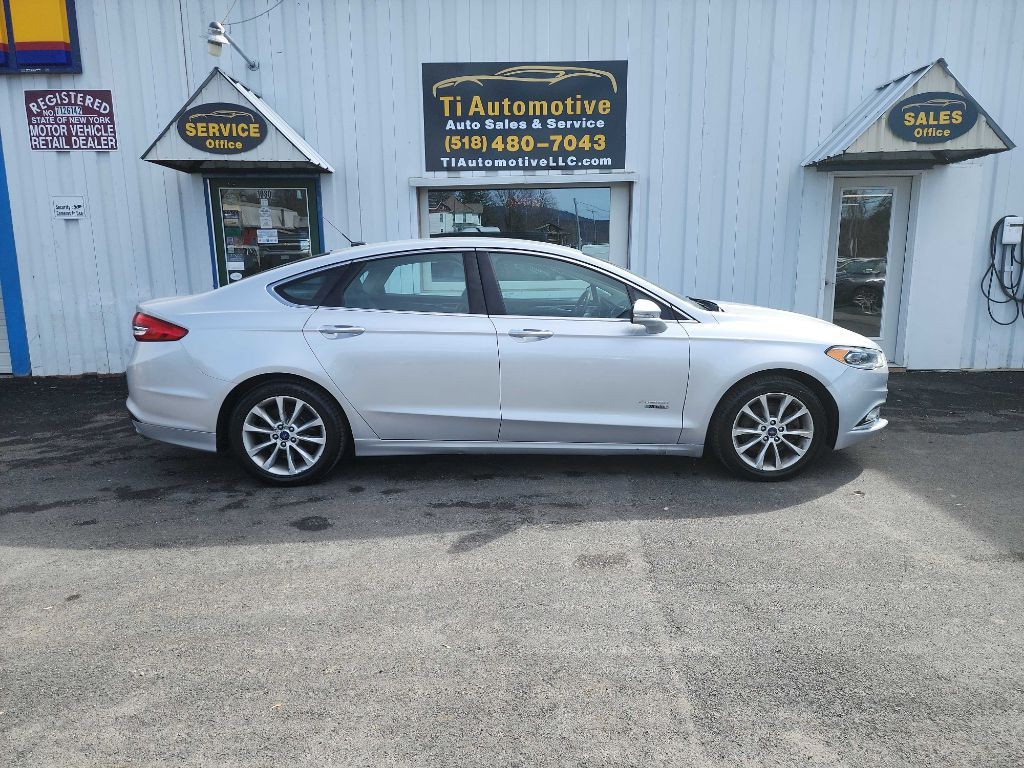 2017 Ford Fusion Image 1