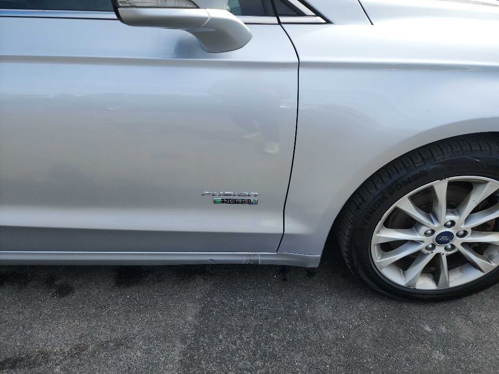 2017 Ford Fusion Image 8