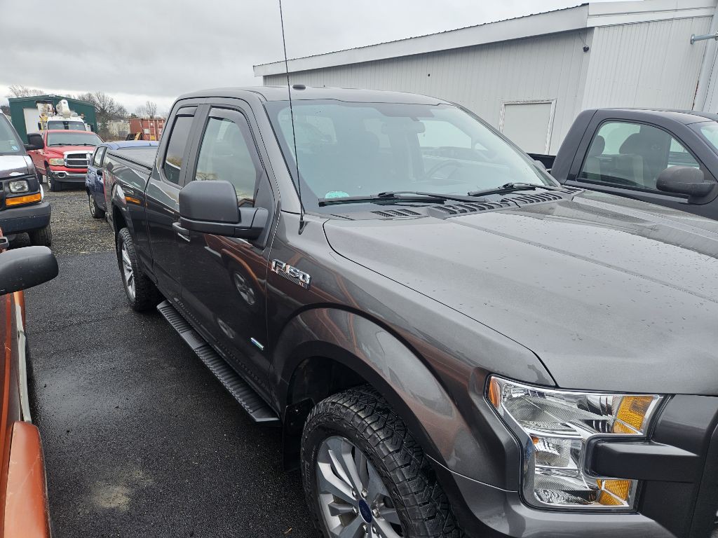 2017 Ford F-150 Image 2