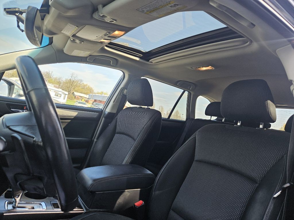 2015 Subaru Outback Image 8