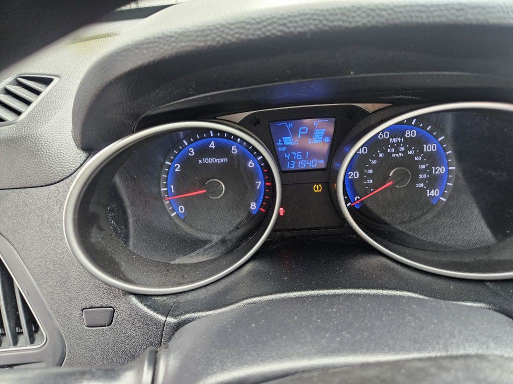 2015 Hyundai Tucson Image 8