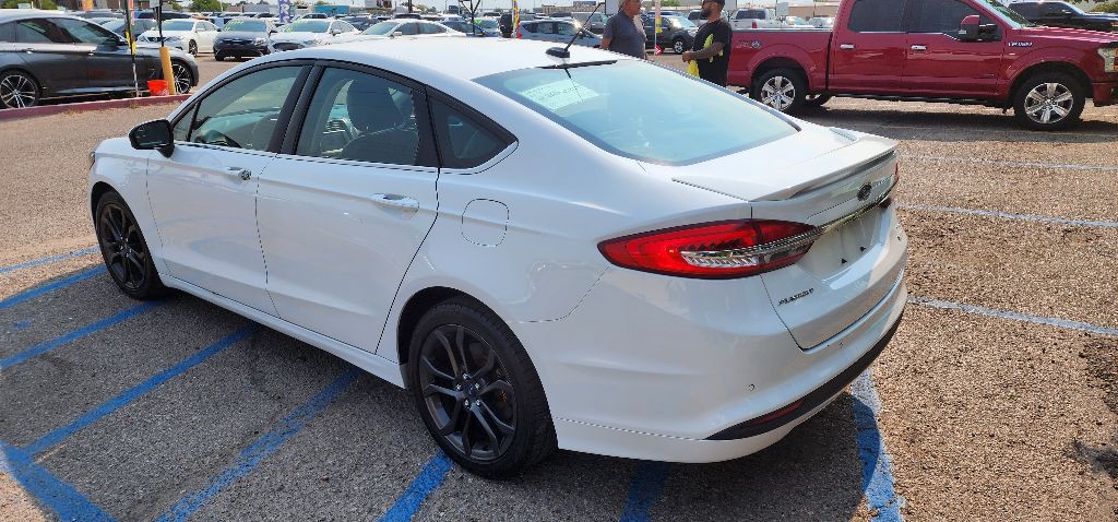 2018 Ford Fusion Image 2