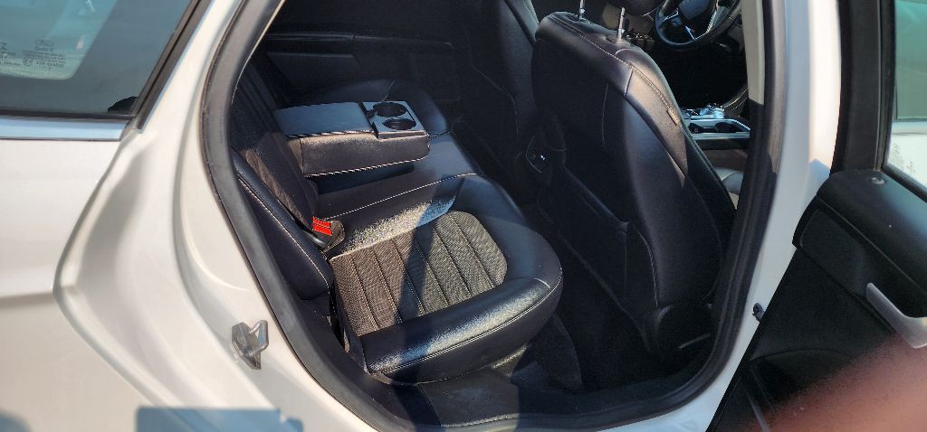 2018 Ford Fusion Image 9