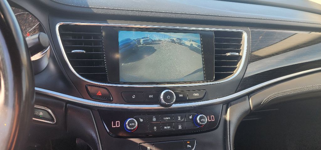 2018 Buick Lacrosse Image 12
