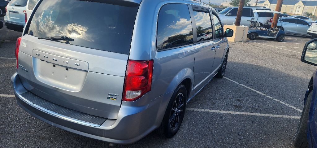 2018 Dodge Grand Caravan Image 4