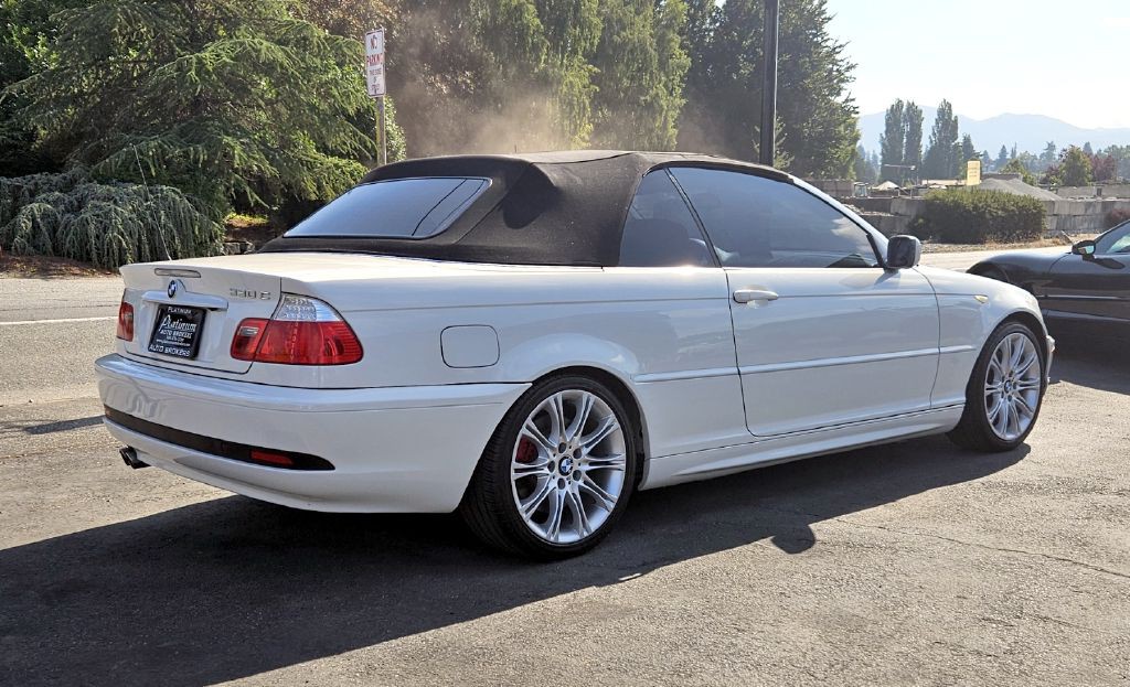 2005 BMW 3 Series Image 3