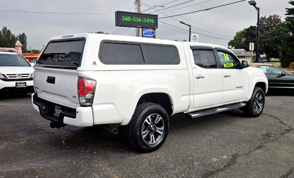 2016 Toyota Tacoma Image 3