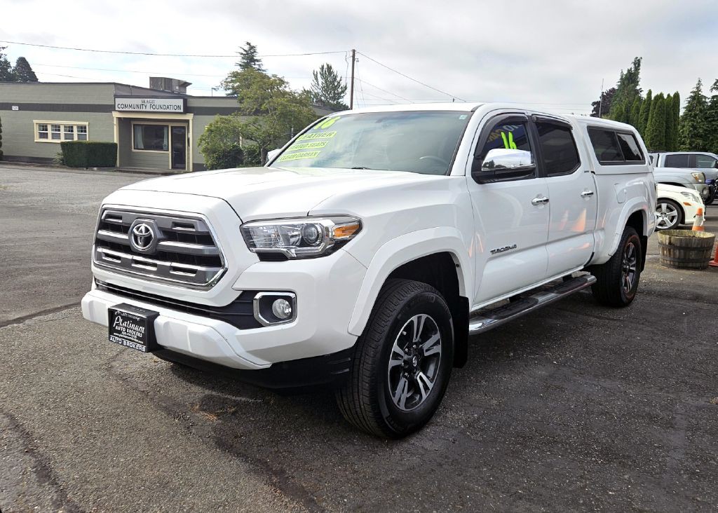 2016 Toyota Tacoma Image 4