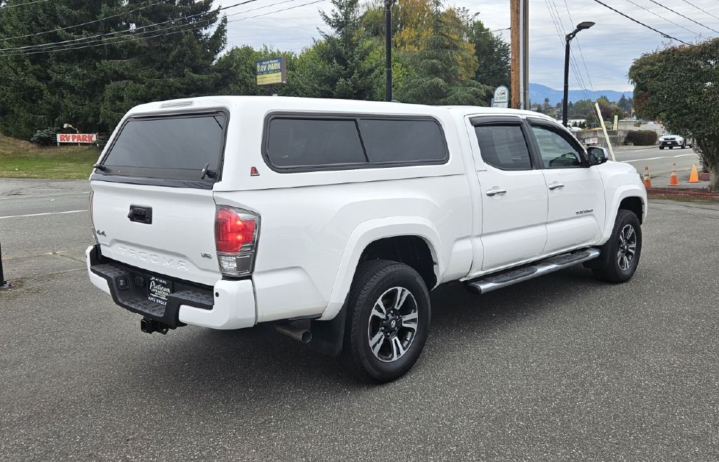 2016 Toyota Tacoma Image 3