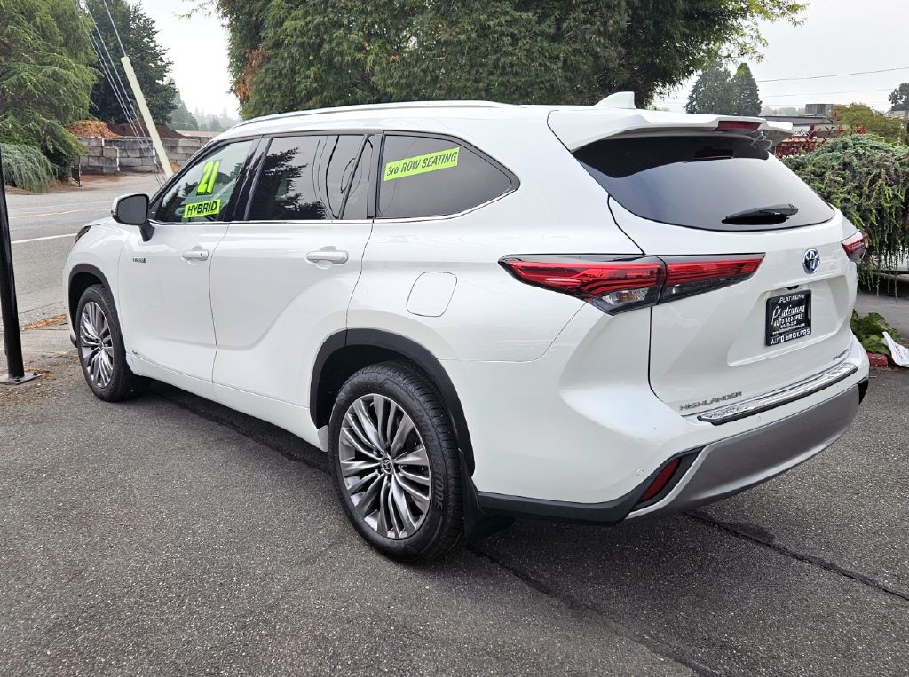 2021 Toyota Highlander Image 3