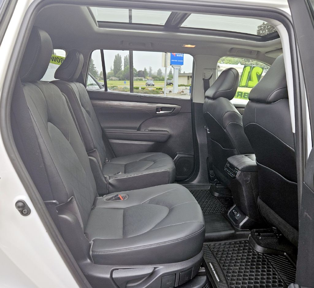 2021 Toyota Highlander Image 13