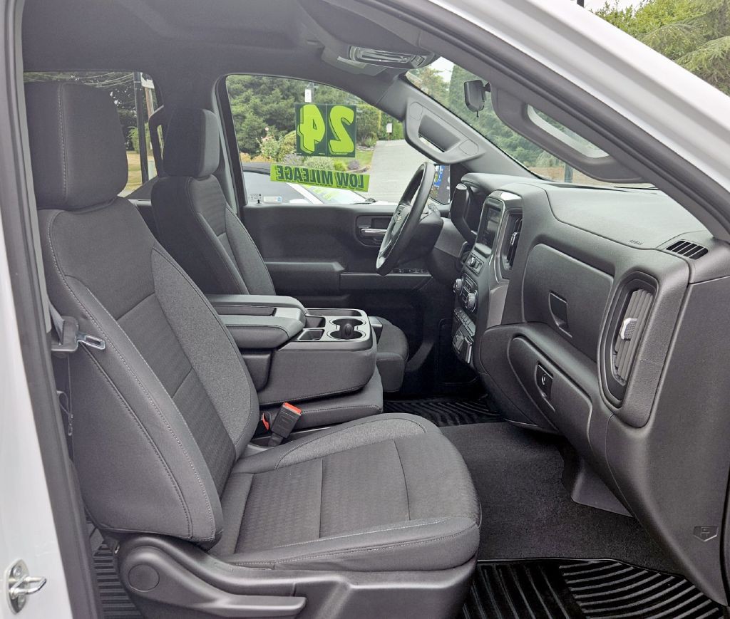 2024 Chevrolet Silverado 1500 Image 12