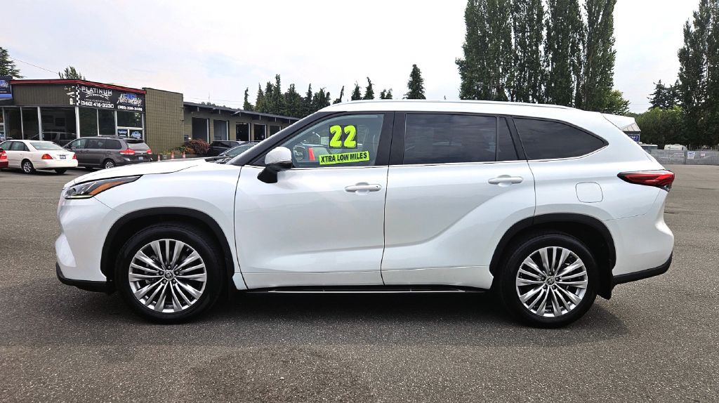 2022 Toyota Highlander Image 4