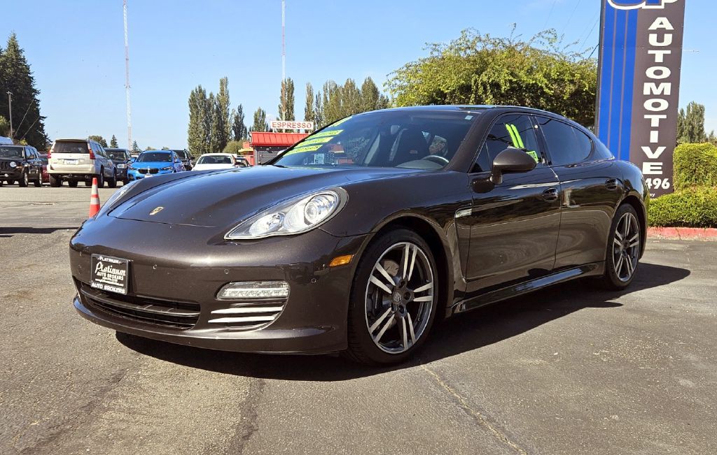 2011 Porsche Panamera Image 5