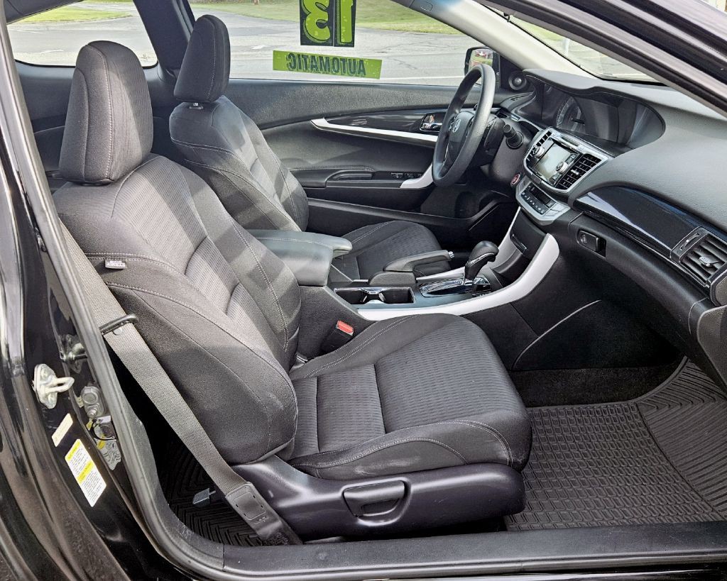 2013 Honda Accord Image 11
