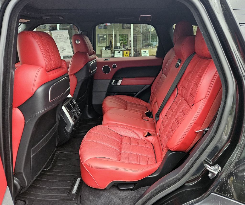 2016 Land Rover Range Rover Sport Image 11