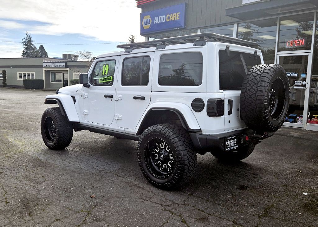 2019 Jeep Wrangler Unlimited Image 3